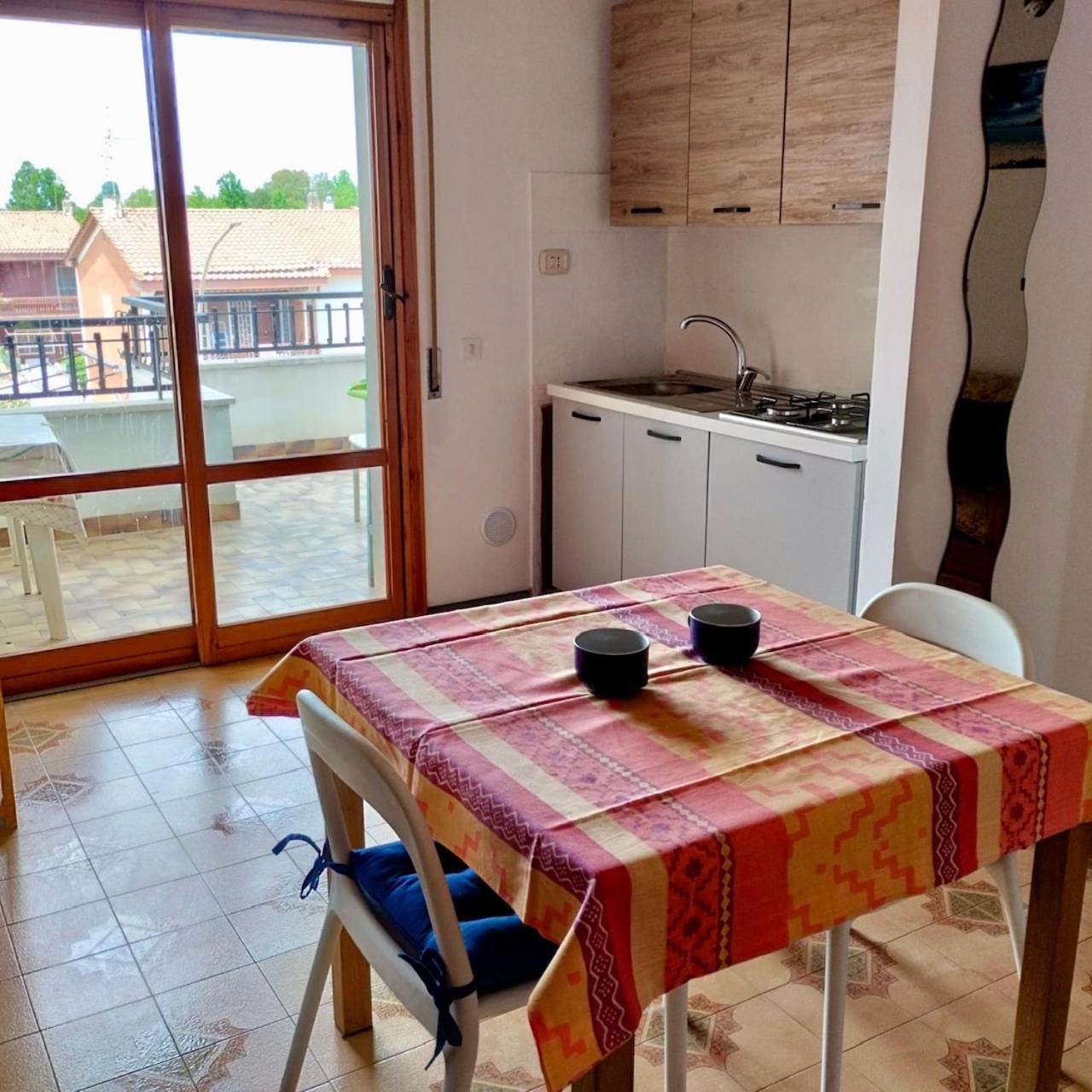Appartamento Laurentum Torvaianica Exteriér fotografie
